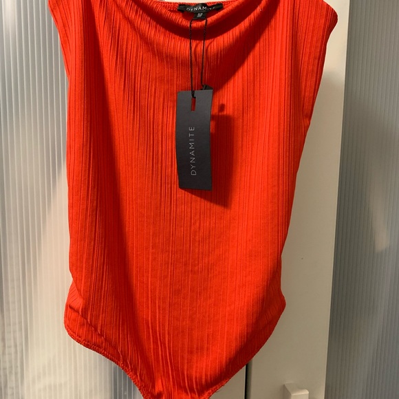 Top - Picture 2 of 4